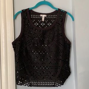 Leith cutout tank